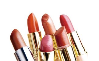 化妆品防伪追溯系统 为消费者提供安全与文具用品的双重保障